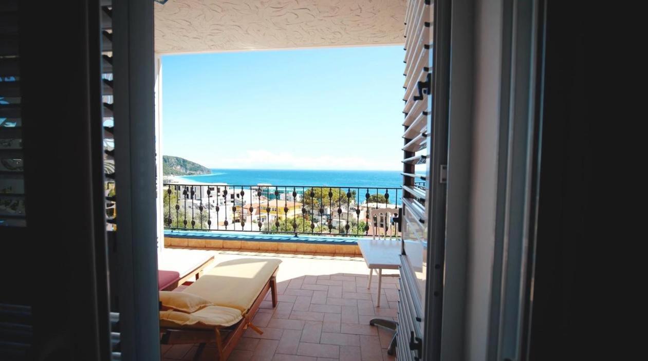 Exclusive Greccia Inn Dhërmi Værelse billede