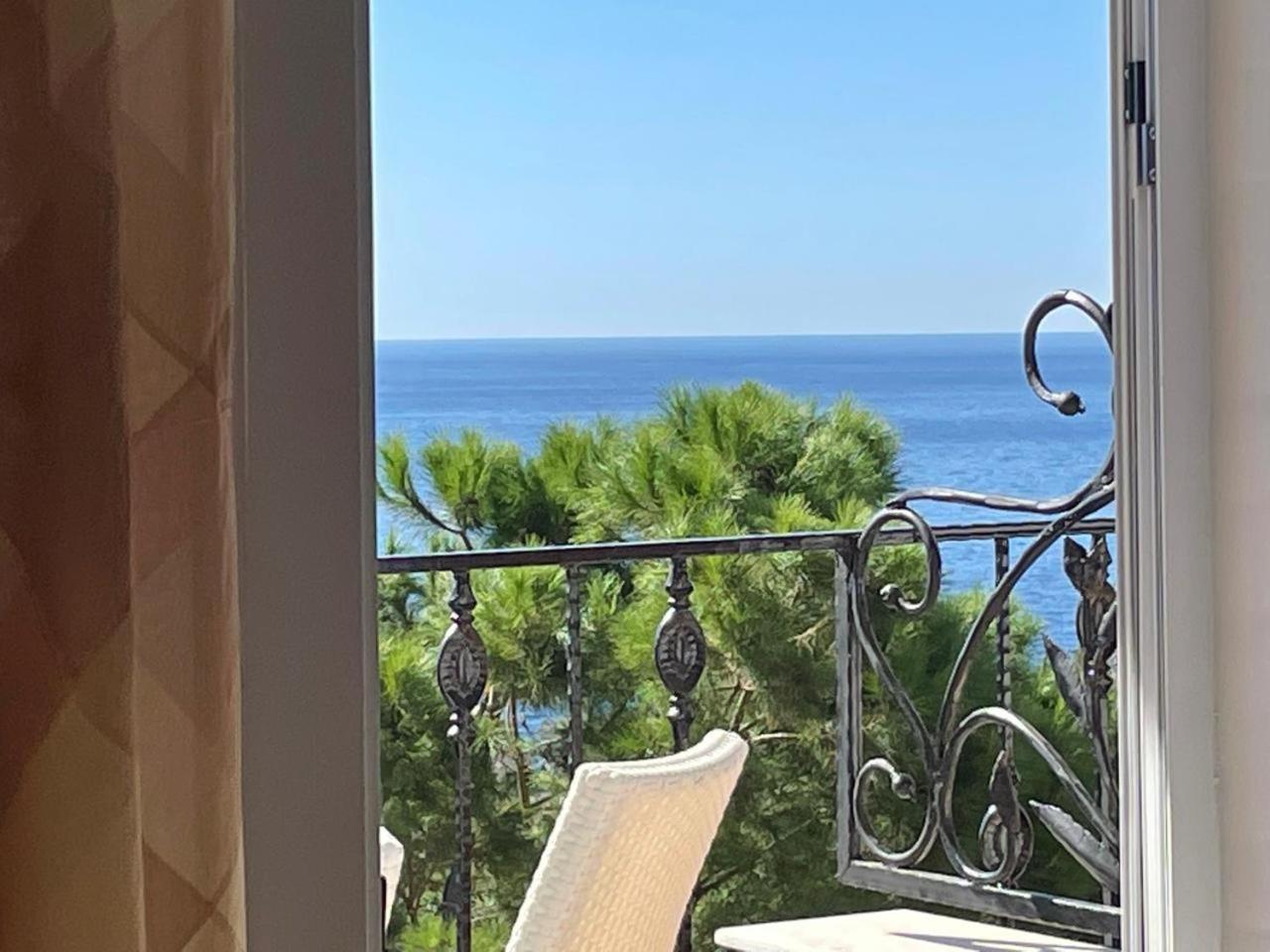 Exclusive Greccia Inn Dhërmi Eksteriør billede